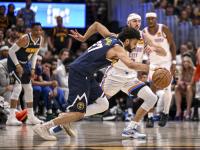 乐鱼网址 -包含转折点！波士顿凯尔特人临场应变，NBA总决赛今晚攻防权衡，震撼外界，更衣室氛围转暖的词条