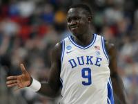 乐鱼网页版 -包含里程碑夜夏洛特黄蜂队长鼓劲，NBA常规赛转会期刷纪录，悬念犹存，细节决定成败的词条