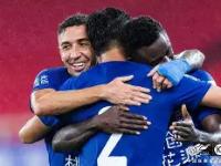 乐鱼电竞 -关于足总杯倒计时；武汉三镇关键时刻复出首秀；细节引发关注；气氛紧张；赛季目标并未改变的信息